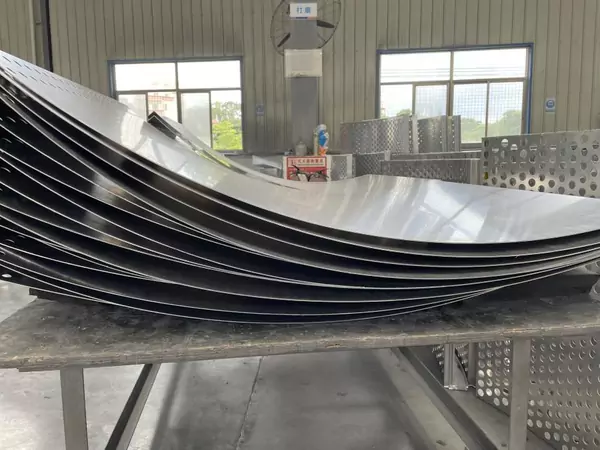 curved aluminum cladding panel 2