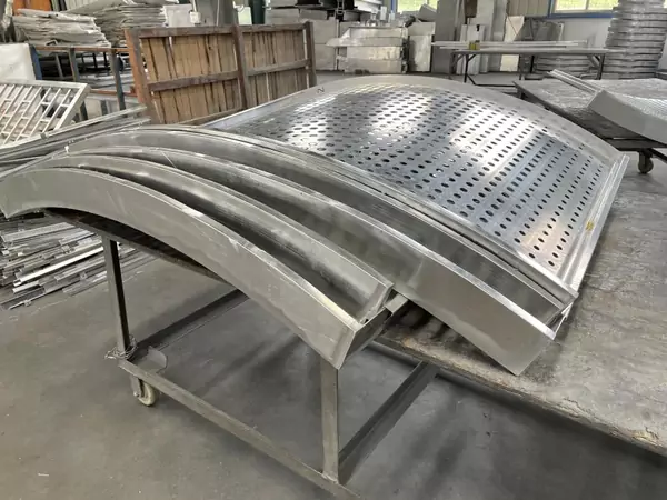 curved aluminum cladding panel 3