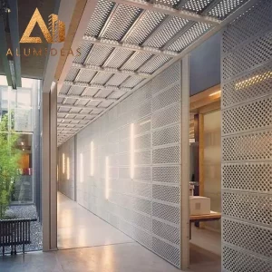 Aluminum privacy screen