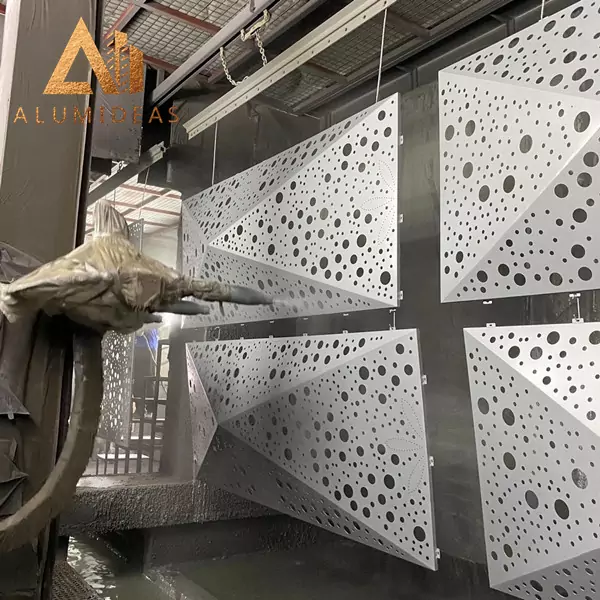 Алюминиевый лист с порошковым покрытием