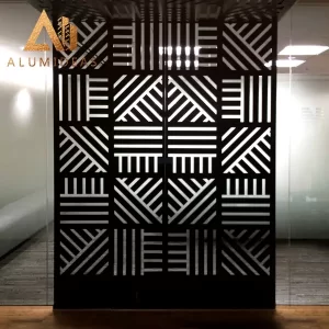 Mampara divisoria de aluminio personalizada de Alumideas