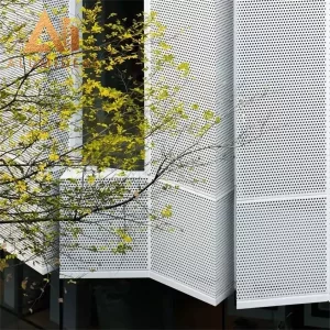 façade en aluminium perforé