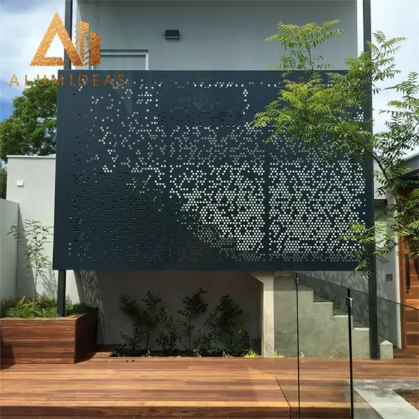 Aluminum balcony panels