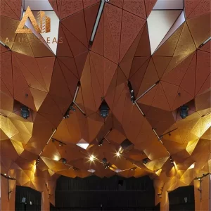 Дизайн декоративного потолка из алюминия
