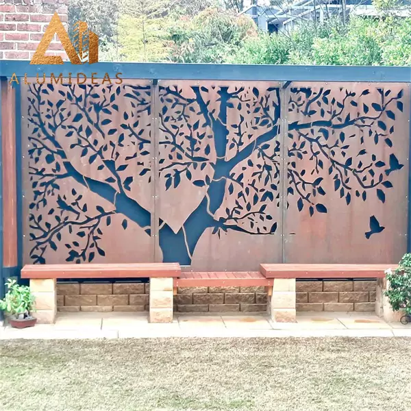 Aluminum fence panels