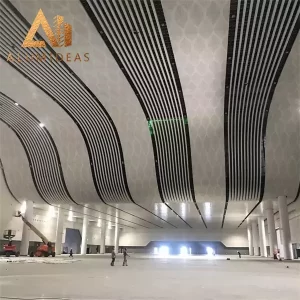 Декоративный перфорированный алюминиевый подвесной потолок