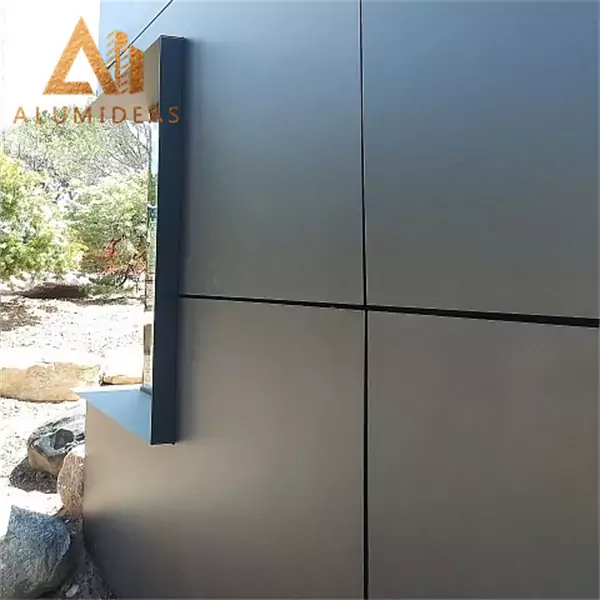 Современные алюминиевые композитные панели серого цвета