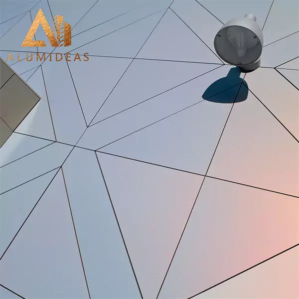Треугольная алюминиевая композитная панель