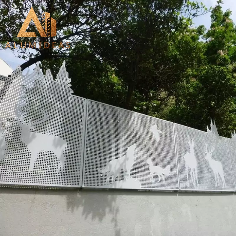Aluminum perforative panel for park