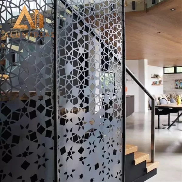 Lightweight aluminum decorative screen panels