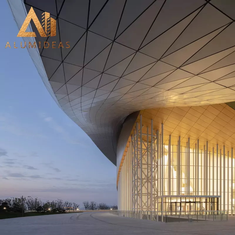 Aluminium building facade cladding