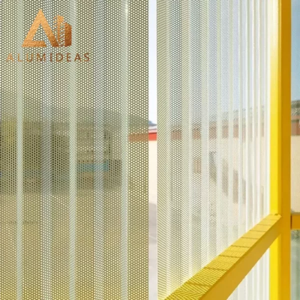 Aluminum sun shade panel