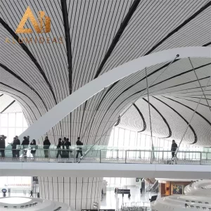 Plafond en aluminium résistant à la corrosion pour une utilisation durable